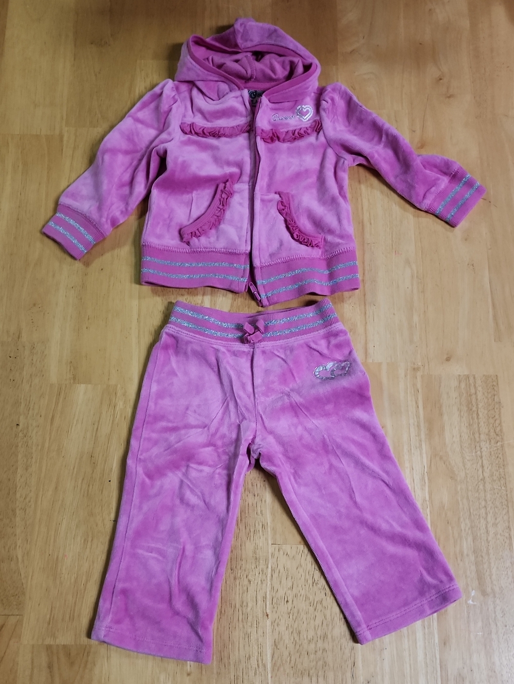 The Children's Place Pink Velour Tracksuit Set EUC Y2K Glitter Hearts 18 Mos